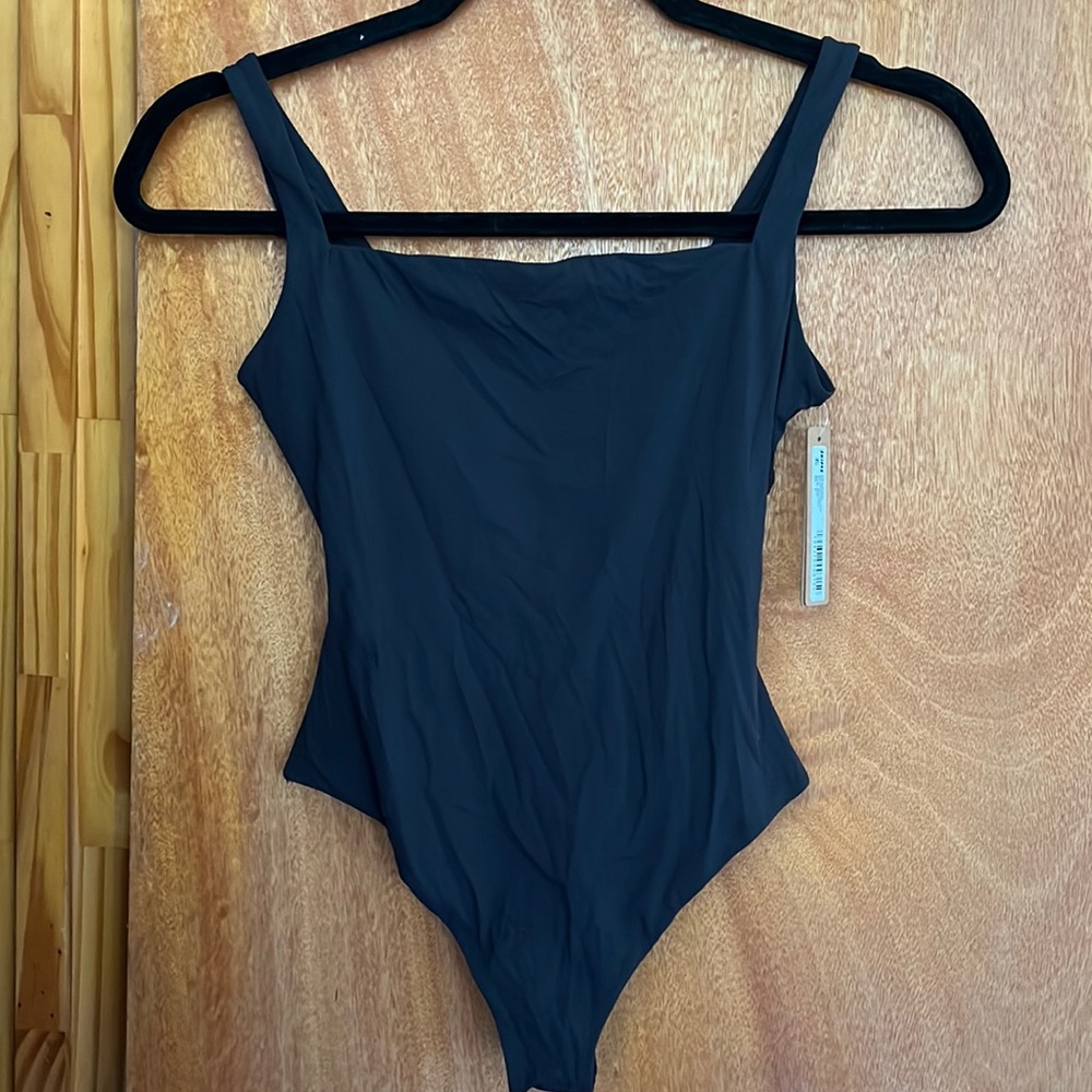 NWT SKIMS Fits Everybody Square Neck Bodysuit Onyx Black Sz S